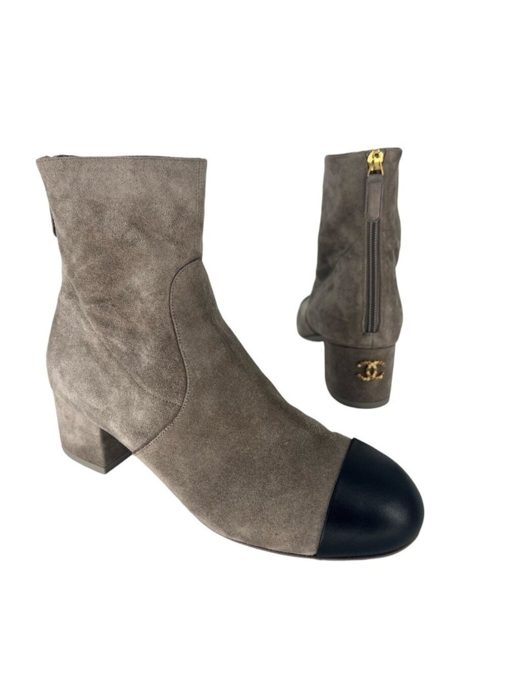 Chanel 2024 Cap‎ Toe Interlocking CC Logo Suede Boots